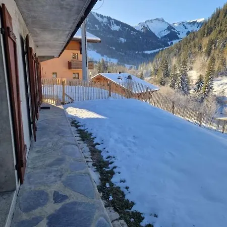Apartamento 6 Personnes Avec Jardin Châtel