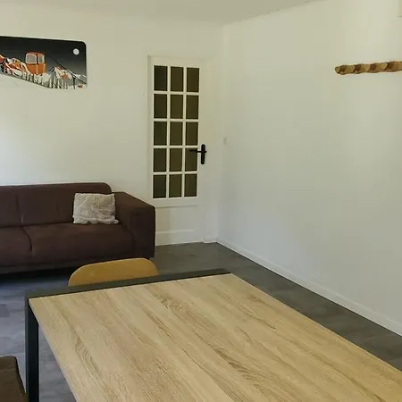 6 Personnes Avec Jardin Apartamento